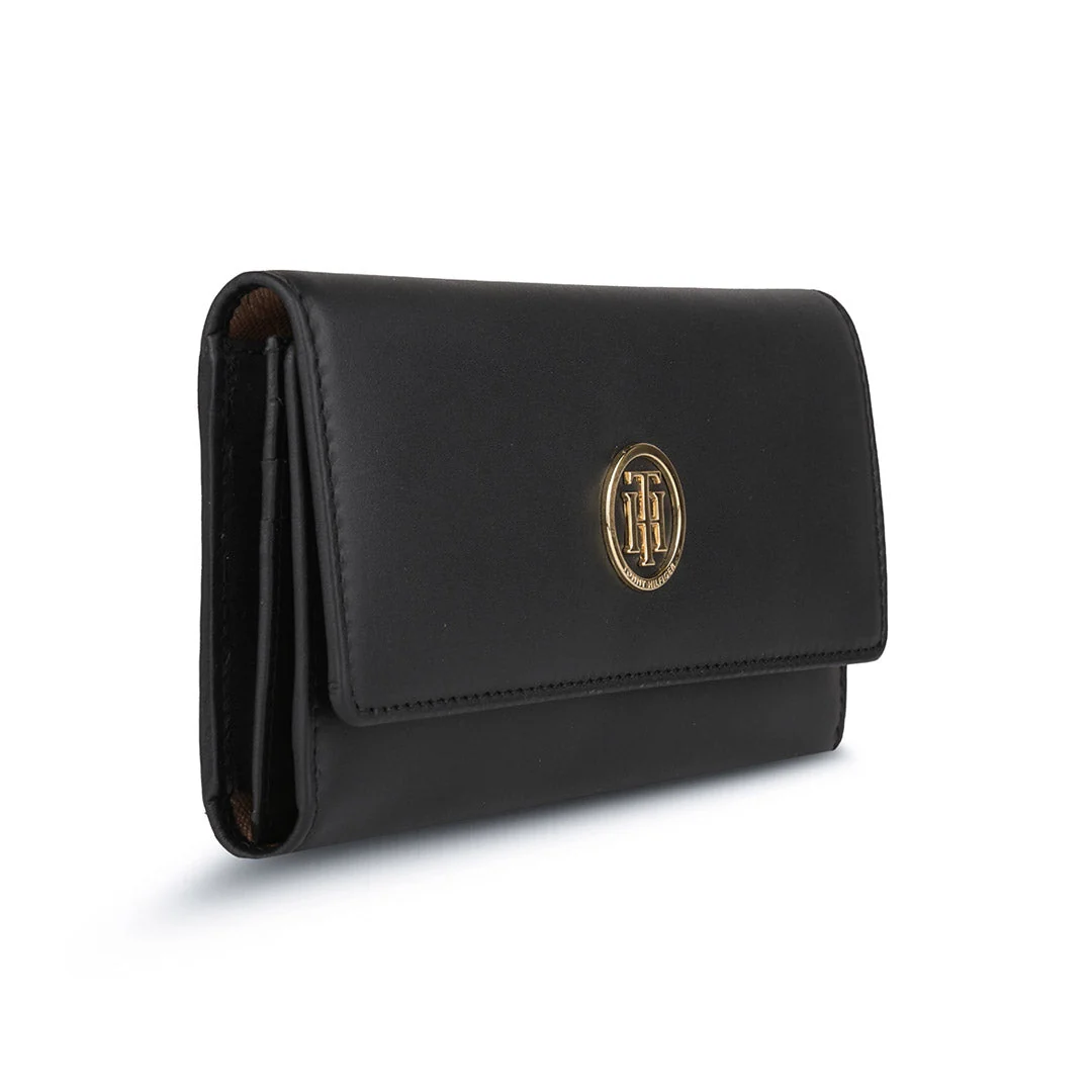 Tommy Hilfiger Layne Women's Leather Wallet - Image 8