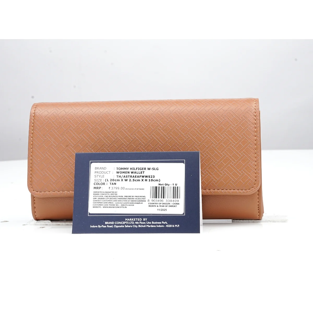 Tommy Hilfiger Astraea Women's Flap Wallet with Sling - Image 7
