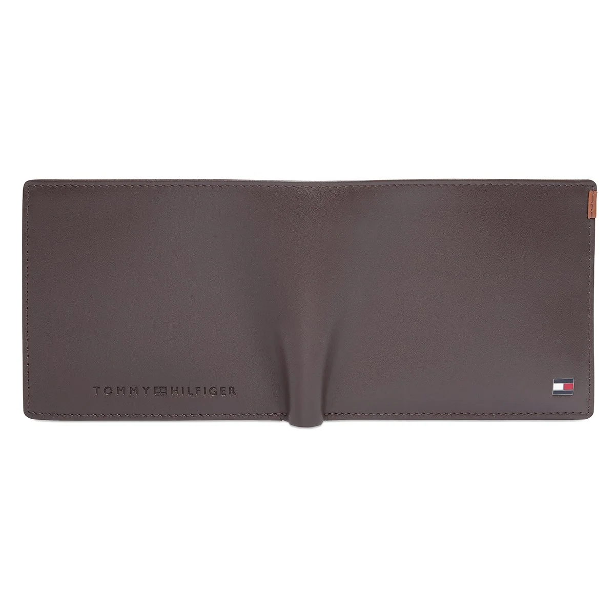 Tommy Hilfiger Bellevue Men's Passcase Wallet - Image 4