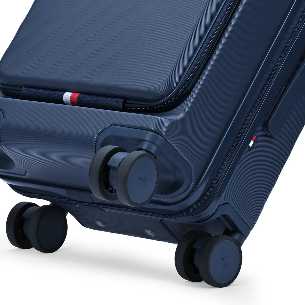 Tommy Hilfiger Duke Hard Luggage - Image 11