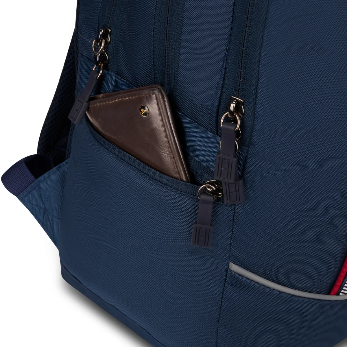 Tommy Hilfiger Fernlay Unisex Polyester Laptop Backpack - Image 13