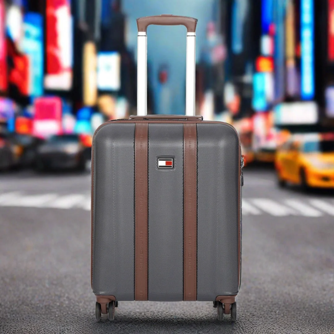 Tommy Hilfiger Graphite X Polycarbonate Hard Luggage