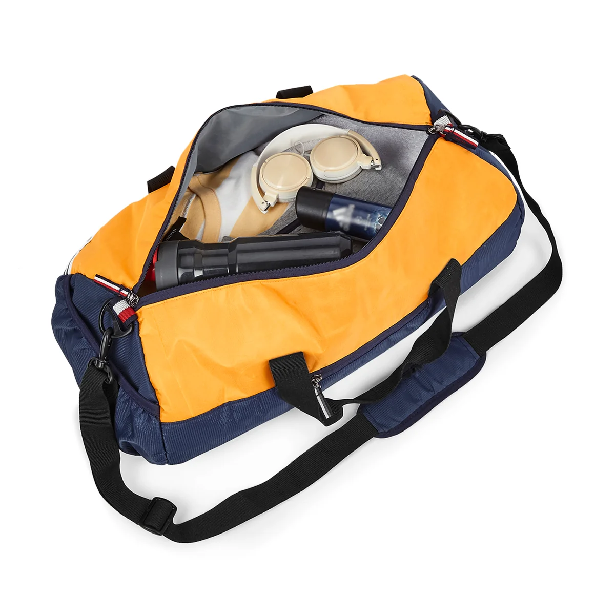 Tommy Hilfiger Kendall Unisex Polyester Gym Bag - Image 6