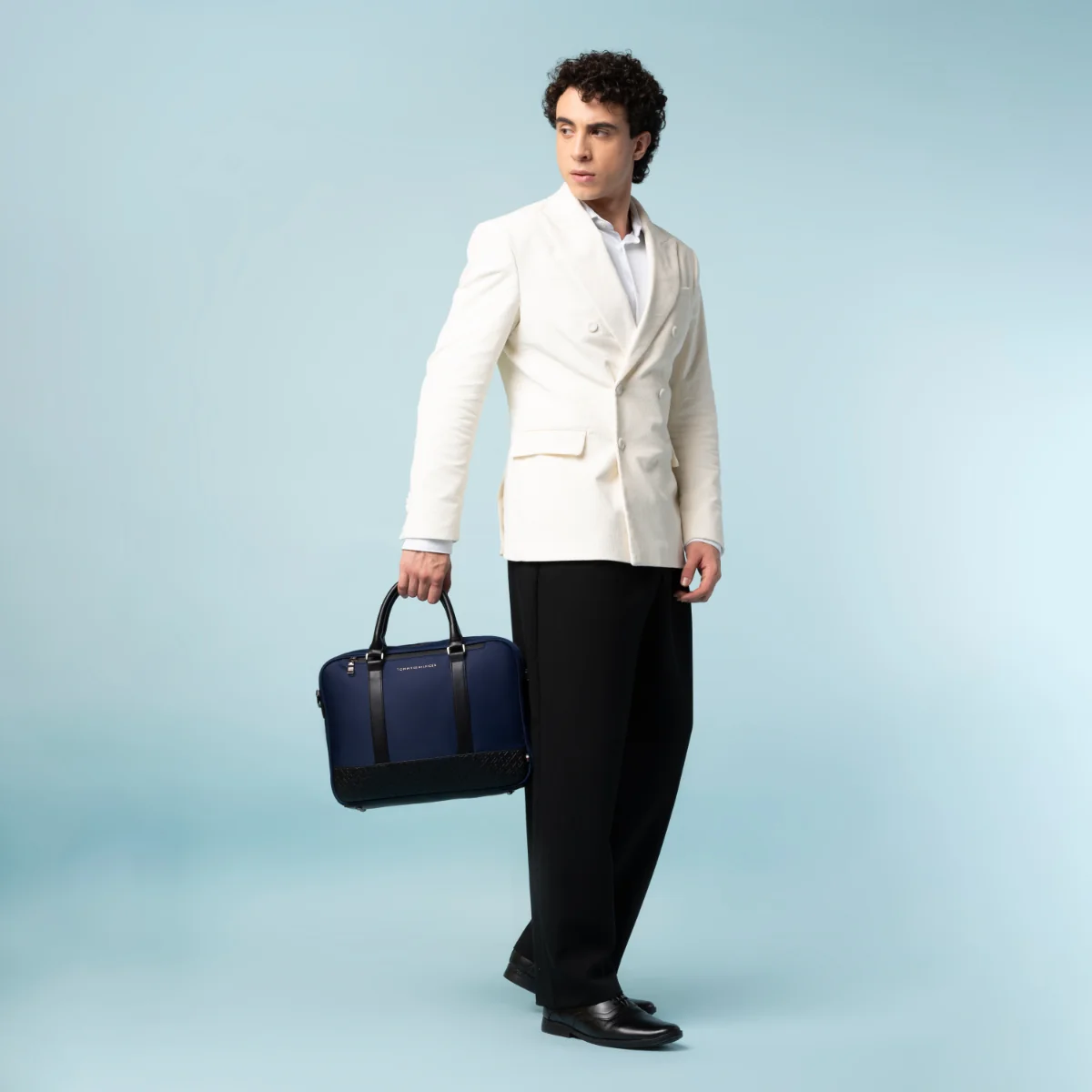 Tommy Hilfiger Kova Business Case - Image 2