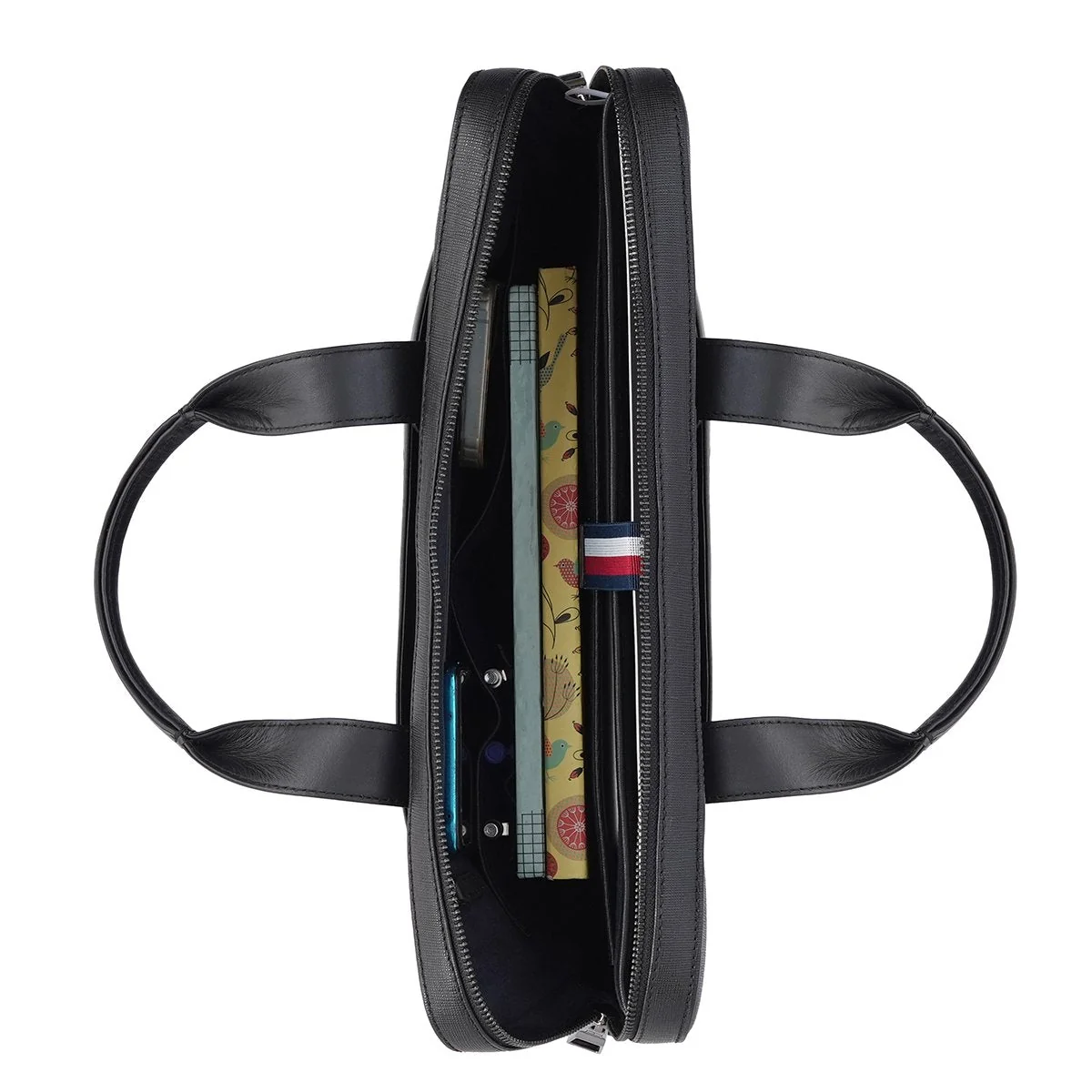 Tommy Hilfiger Livingston Business Case - Image 16