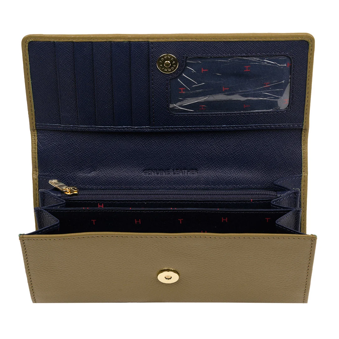 Tommy Hilfiger Mariam Women's Leather Flap Wallet - Image 12