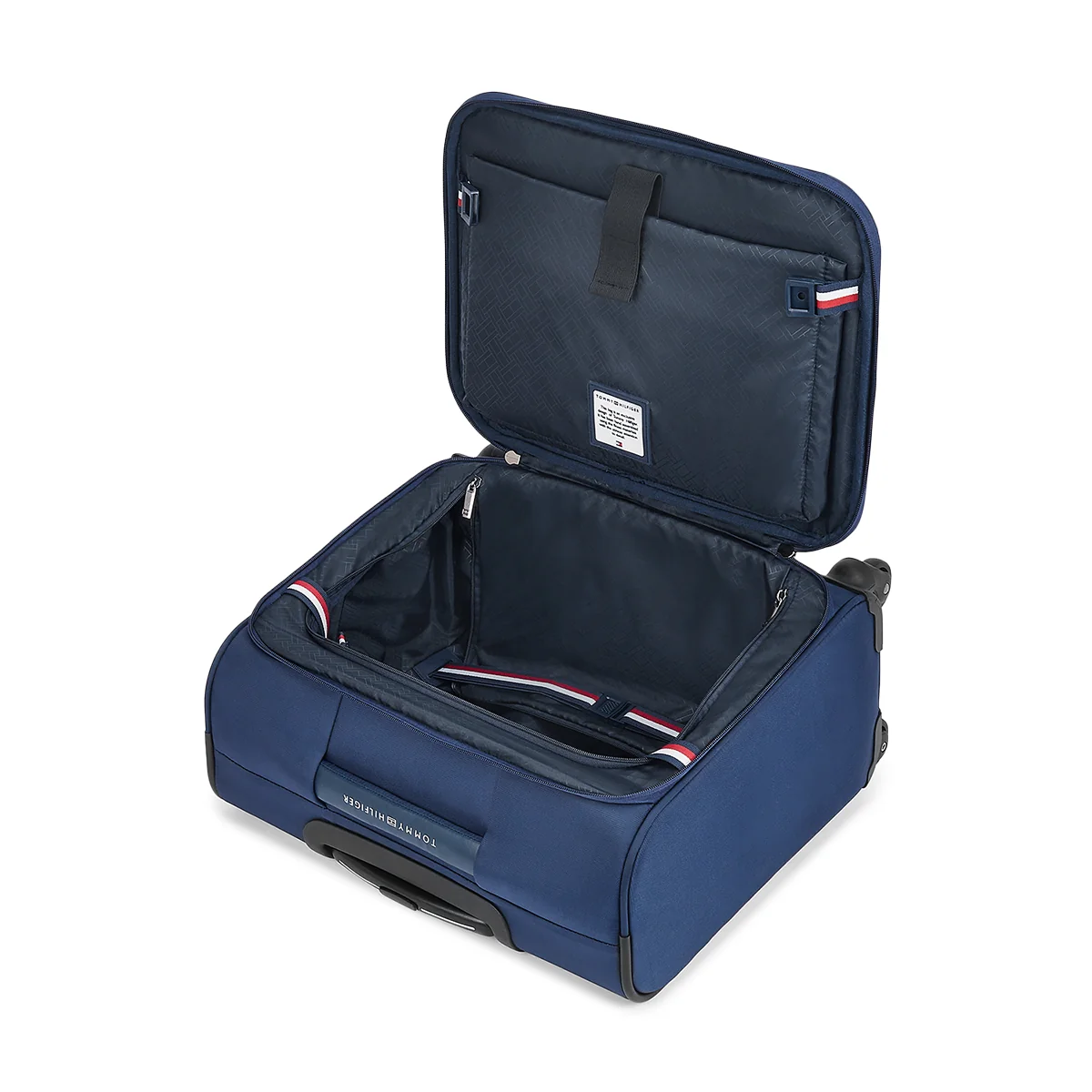 Tommy Hilfiger Roosevelt Overnighter Soft Luggage - Image 18