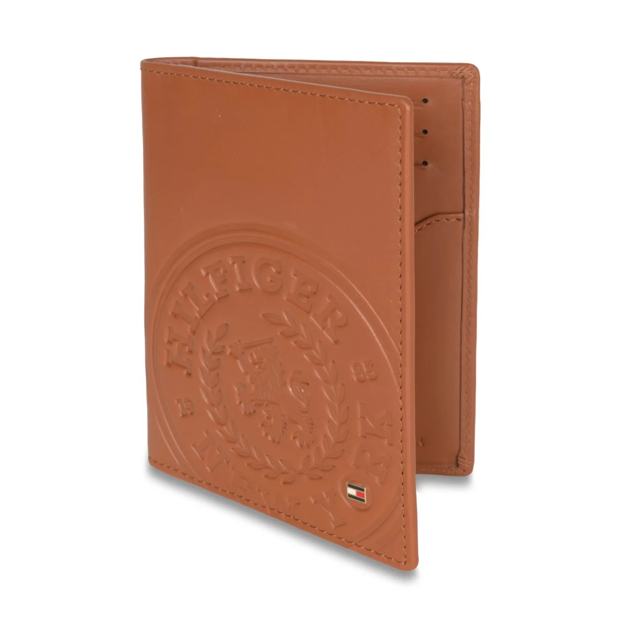 Tommy Hilfiger Wexford Passport Case - Image 16