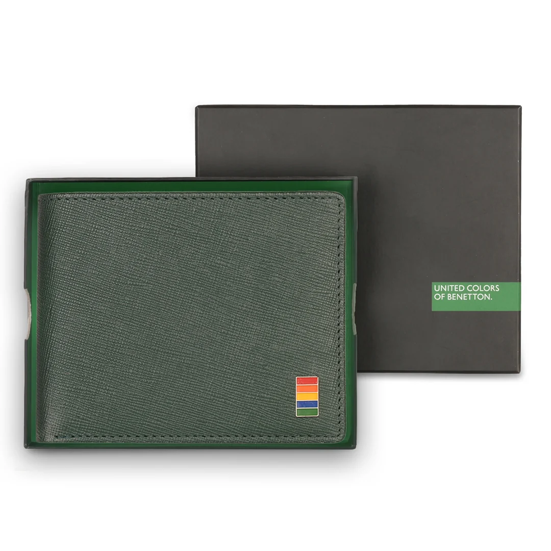 United Colors of Benetton Roan Men's Leather Passcase Wallet - Image 7