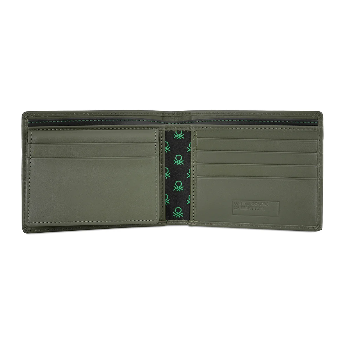 United Colors of Benetton Edmondo Men's Global Passcase Wallet - Image 18